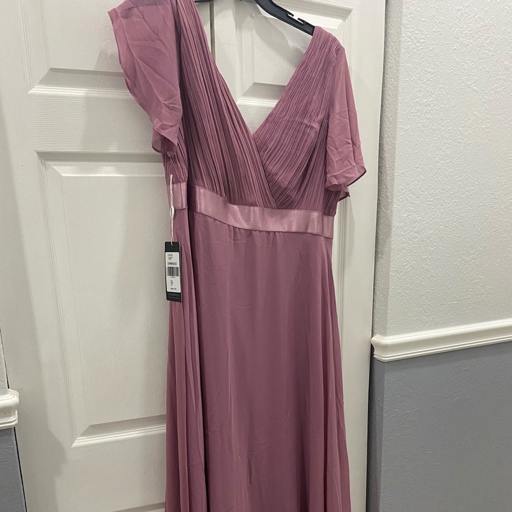 Never worn. Color-Rose /pink